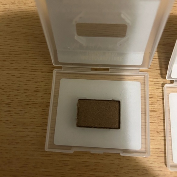 Mary Kay Mineral Eye Color - Driftwood - Picture 6 of 7